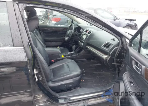 2015 Subaru Legacy 2.5I Limited из США, поврежденный, VIN 4S3BNBN6XF3040449